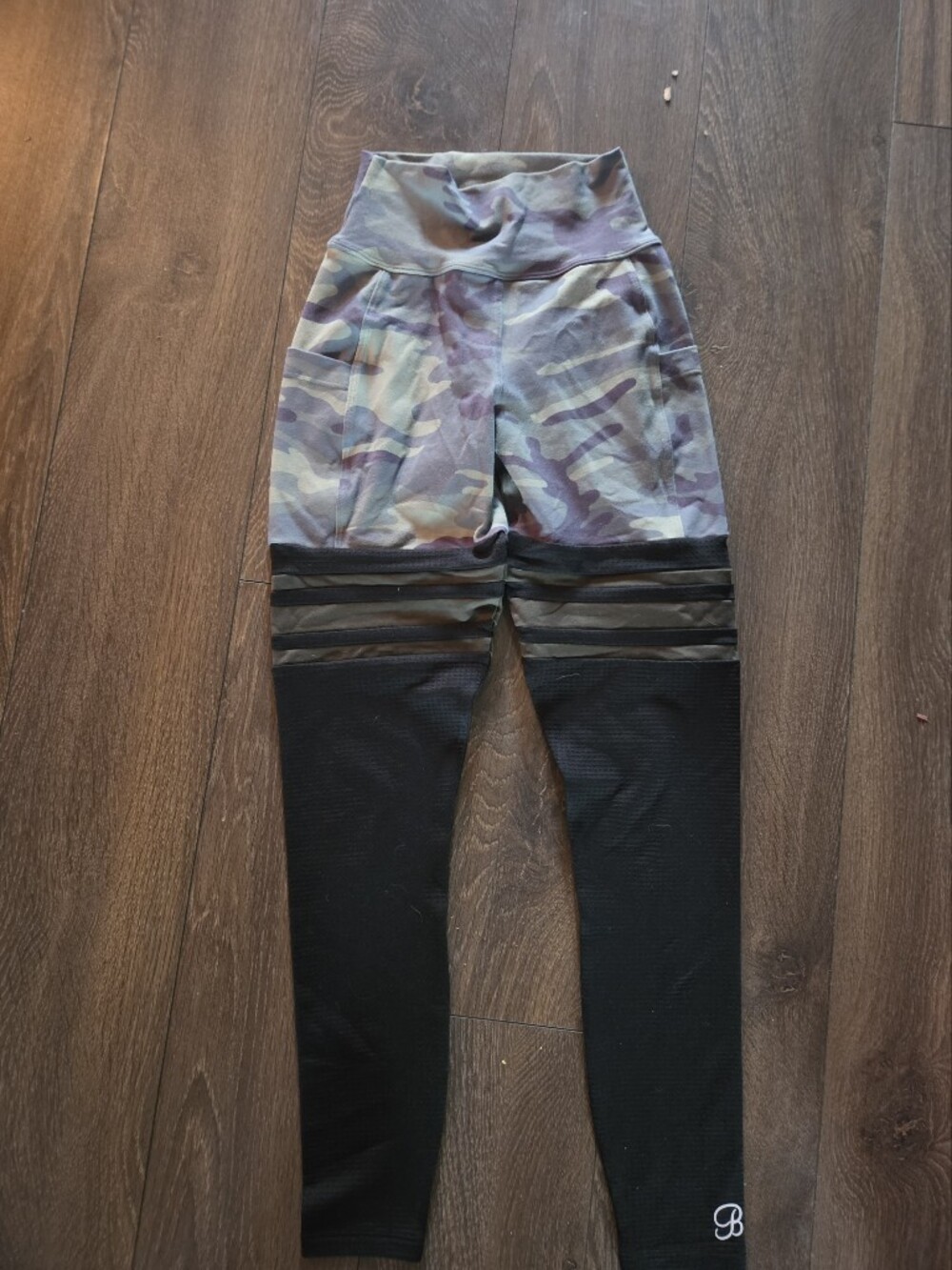 Bombshell Sportswear Camo & Black Leggings XS